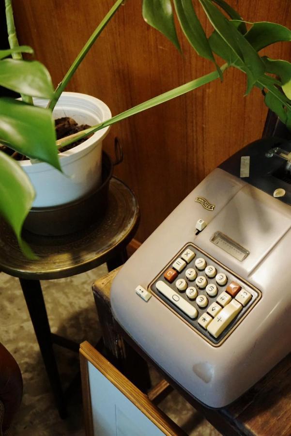 Manee Guesthouse And Record บ้านมานี Chiang Mai Eksteriør billede